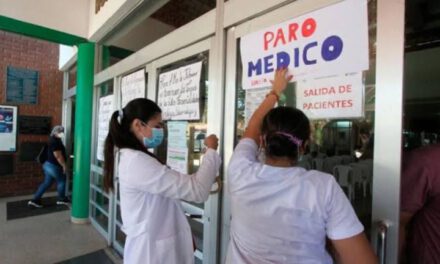 Médicos inician paro de cinco días en Santa Cruz de la Sierra por demandas salariales