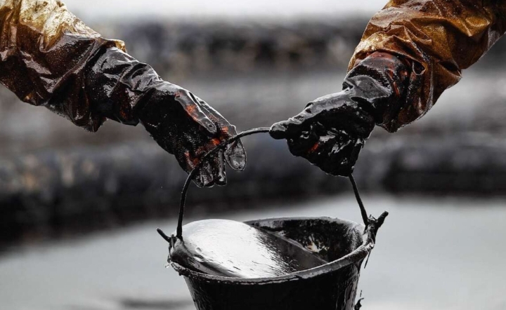 El petróleo Brent supera los 108 dólares y extiende su escalada pese a señales de diálogo