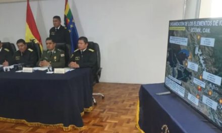Recuperan arsenal robado en unidad naval y apuntan a red ligada a la minería ilegal