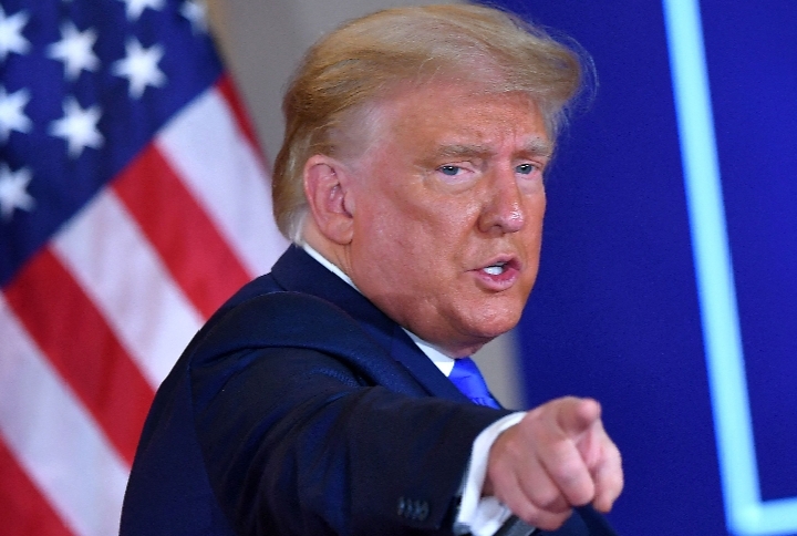 Trump minimiza el impacto del tiroteo y asegura que “vivimos en un mundo loco