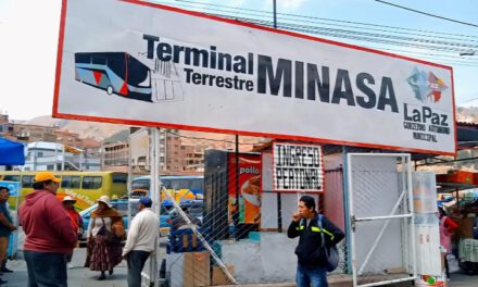 Suspenden salidas de la Terminal Minasa por la marcha  de Choferes de los Yungas en La Paz