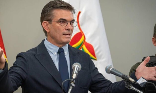 Gobierno lanza app “Reporta tu tranca” para reducir burocracia y corrupción