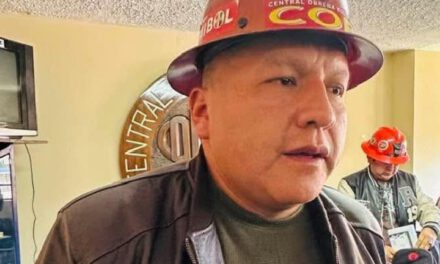 Argollo arremete contra el Gobierno y niega intereses políticos en la movilización