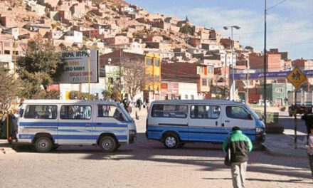 Acuerdo frena el paro en Oruro: controles, gasolina reforzada y resarcimiento en seis puntos clave