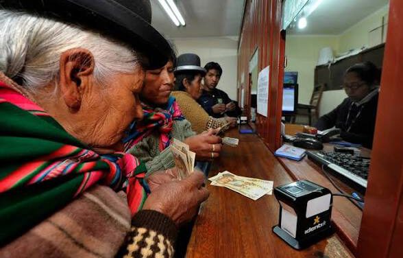 Jubilados recibirán incremento salarial y retroactivo desde abril