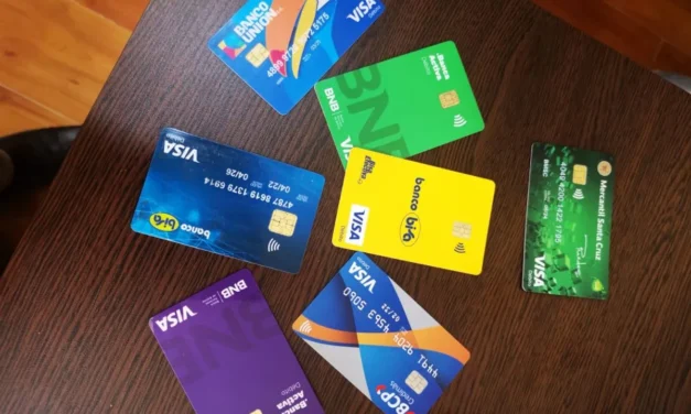 Se activa el uso de tarjetas en dólares en Bolivia: conoce límites y condiciones