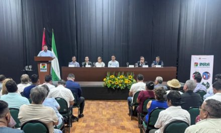 Gobierno destraba entrega de títulos agrarios y señala que fueron “escondidos” por décadas
