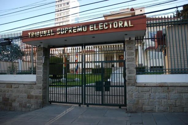 Seis respuestas a preguntas clave sobre la suspensión de la segunda vuelta en La Paz