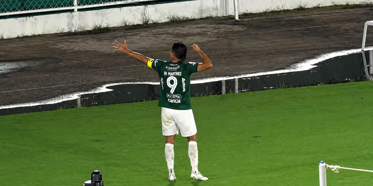 Oriente Petrolero gana y escala en la tabla tras vencer a Real Potosí