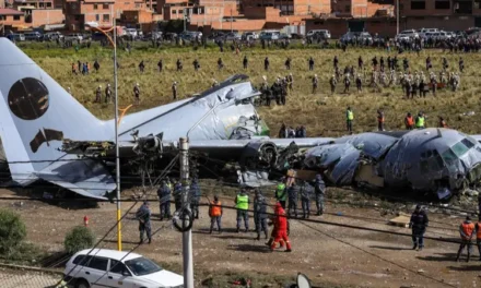 Aprehenden a piloto y copiloto por tragedia del Hércules en El Alto; declaran ante la Fiscalía