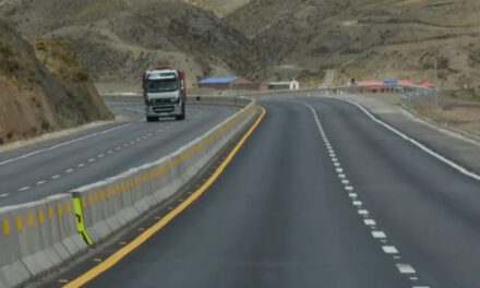 Bloqueos se multiplican: reportan 56 puntos en carreteras del país