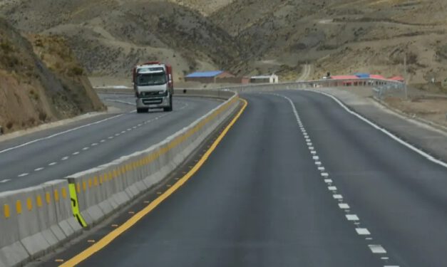 Bloqueos se multiplican: reportan 56 puntos en carreteras del país