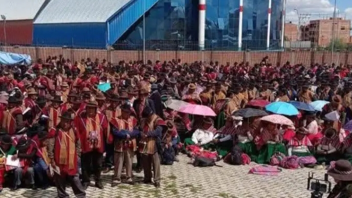Campesinos activan bloqueos y radicalizan su postura contra el Gobierno