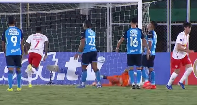 Bragantino humilla a Blooming y lo deja casi fuera de la sudamericana