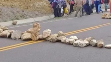 Bolivia continúa bloqueada: La Paz concentra nueve cortes, Beni cuatro y Oruro uno