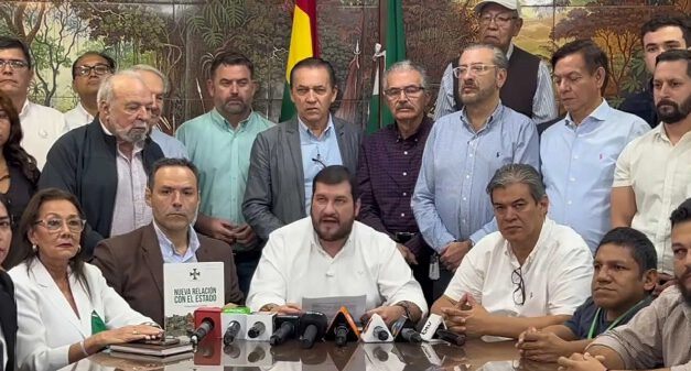 Asamblea de la Cruceñidad analizará medidas “en defensa de la democracia” ante bloqueos