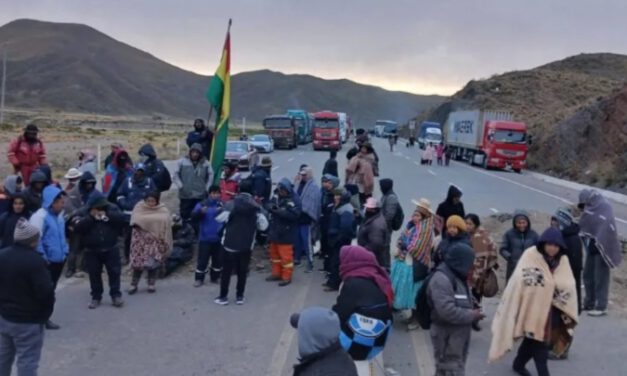 Bloqueos en Bolivia superan los 45 puntos y se duplican en comparación al inicio de semana
