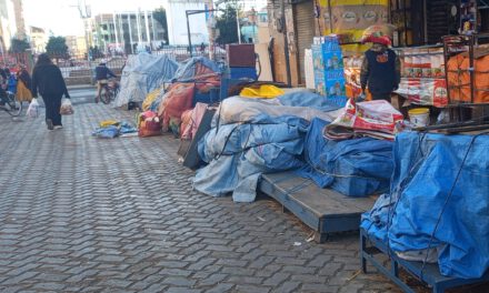 Comerciantes paceños piden diálogo: “Ya ni siquiera se vende un producto diario”