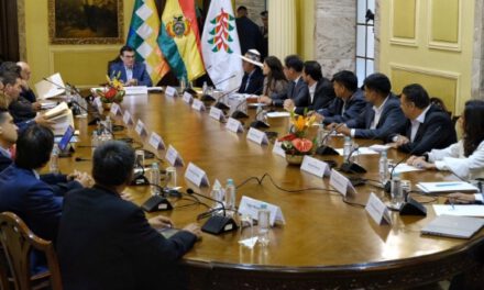 Gobernadores acuerdan agenda común y alistan propuesta económica para el Gobierno