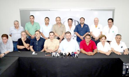 Gobierno cede ante presión campesina y abre conflicto con el agro por la Ley 1720