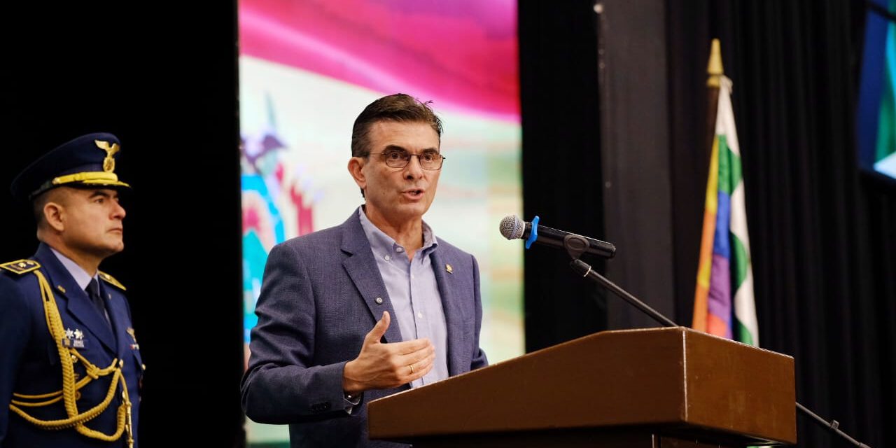Paz anuncia reforma parcial de la Constitución y plantea que “más adelante Bolivia será federal”
