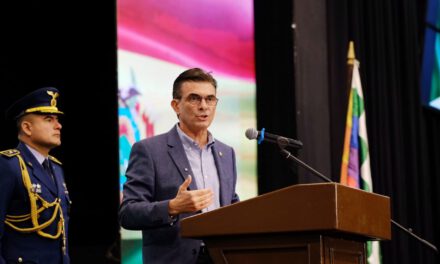 Paz anuncia reforma parcial de la Constitución y plantea que “más adelante Bolivia será federal”