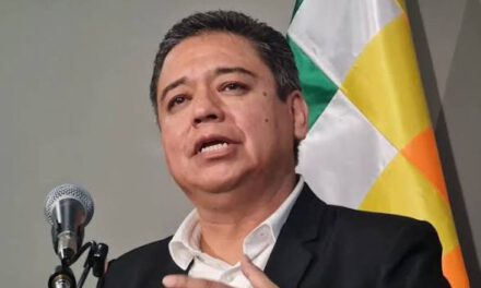 Vocero presidencial reconoce muerte y afirma que se debe identificar al autor del disparo