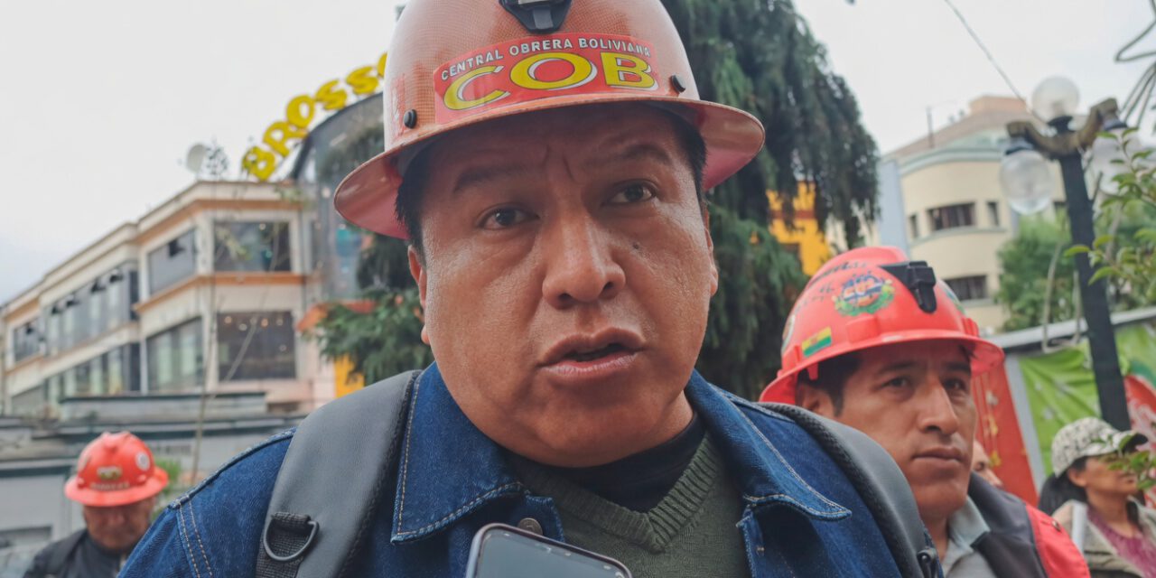Dirigente de la COB, Mario Argollo, gana en un mes lo que muchos bolivianos ganan en casi un año