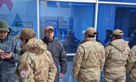 Militares retenidos en Chile regresan al país sin su armamento tras operativo fronterizo
