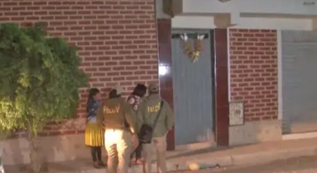 Investigan presunto feminicidio de una mujer hallada sin vida en la zona sur de Cochabamba