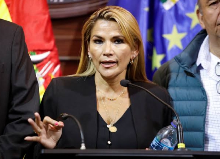 Ministerio de Economía aclara que la renta vitalicia de Jeanine Áñez rige desde diciembre de 2025
