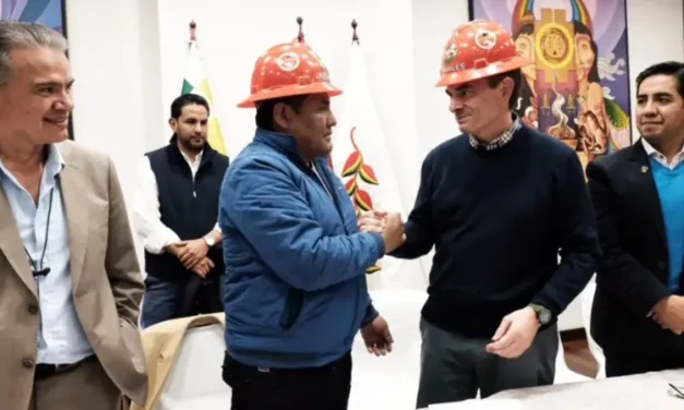 Paz acuerda agenda con fabriles y apuesta por el diálogo para impulsar la producción y el empleo