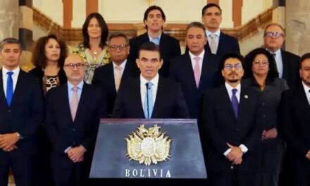 Gabinete de Paz se reúne en jornada marcada por 33 días de bloqueos y dos renuncias
