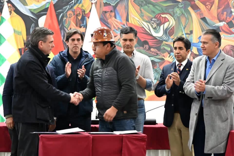 “Hay que aprender”: Paz reflexiona sobre la crisis tras sellar el acuerdo con la COB