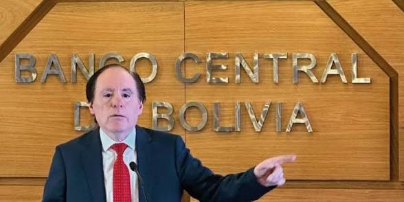 Tras dos días del tipo de cambio flexible, el BCB defiende la medida y aclara que no venderá dólares