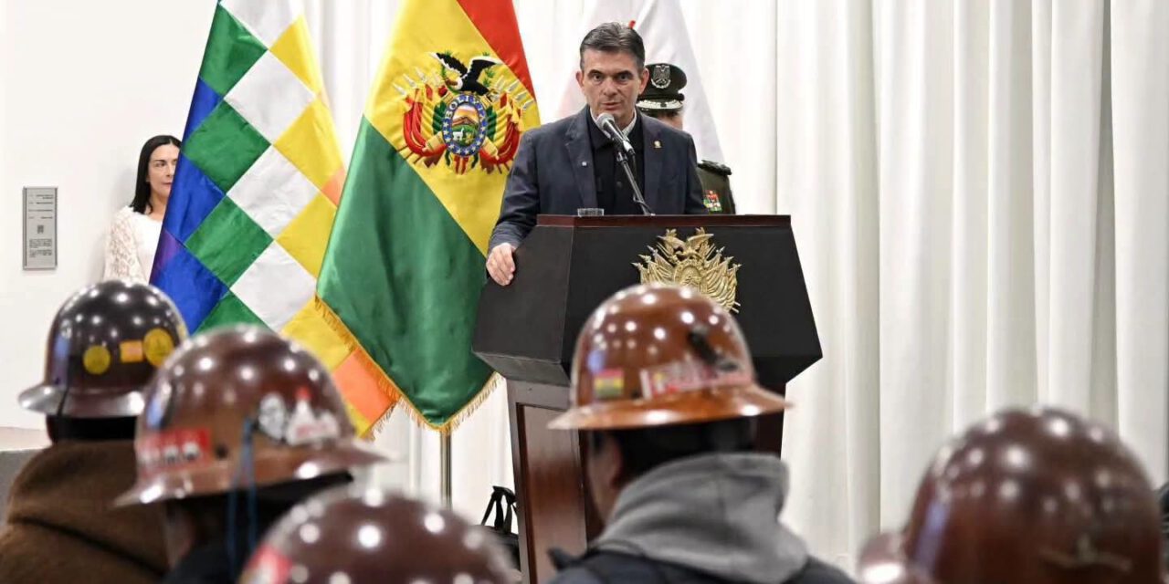 Paz afirma que está cerca de acuerdos con organizaciones nacionales tras casi 50 días de bloqueos