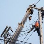 Gobierno analiza diferir el pago de luz y otros servicios para mitigar efectos económicos de los bloqueos