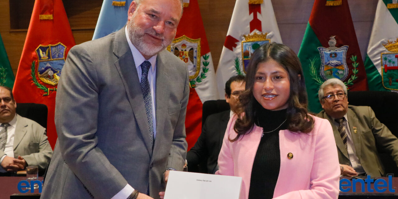 TECNOLOGÍA Y CONECTIVIDAD FORTALECERÁN EL TRABAJO PARLAMENTARIO