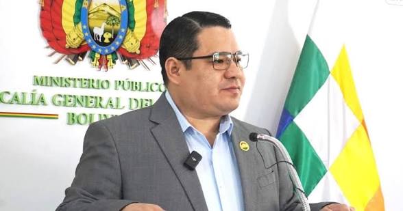 Fiscalía asegura apoyo a la Policía para ejecutar las dos órdenes de aprehensión contra Evo