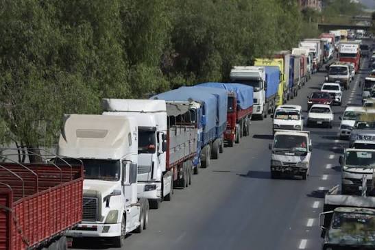 Promesa incumplida: continúa la escasez de diésel al finalizar julio