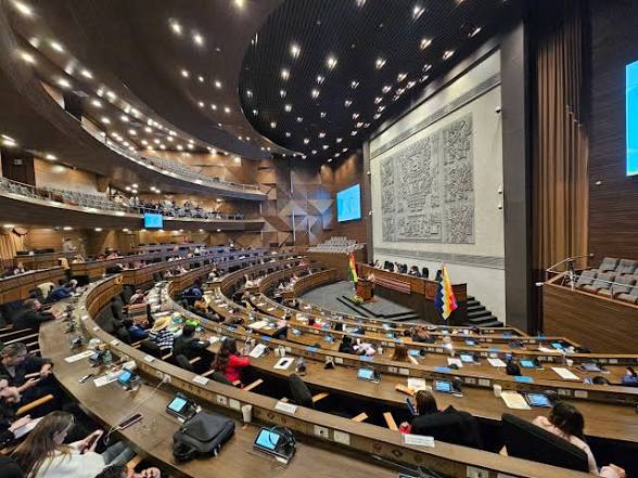 Renuncia en el TSJ intensifica la presión por una reforma judicial