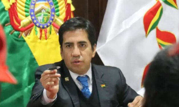 Ministro de Trabajo confirma que no habrá feriado puente por el 16 de julio