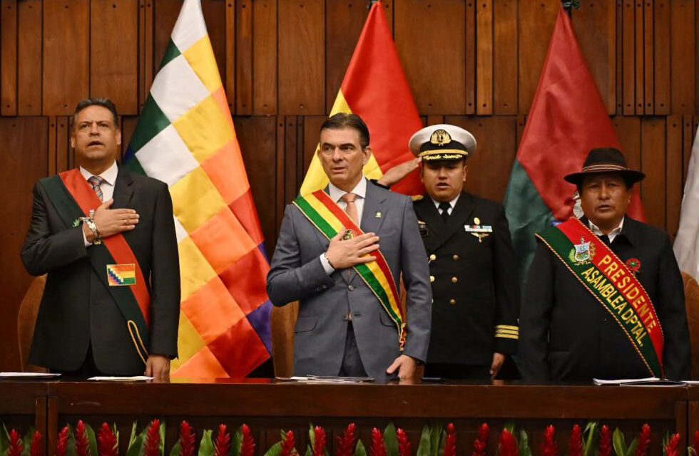 Gobierno anuncia Bs 1.000 millones para La Paz y proyecta plan vial de Bs 17.000 millones