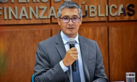 Gobierno plantea que regiones ajusten el gasto para reducir el déficit fiscal