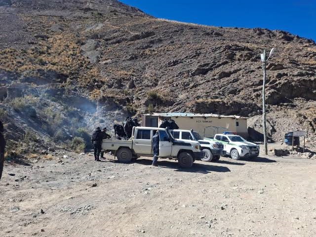 Un militar muere tras ataque de presuntos jukus en la mina Huanuni