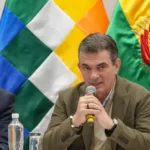 Paz reconoce ineficiencia estatal en el suministro de combustible y respalda importación de diésel