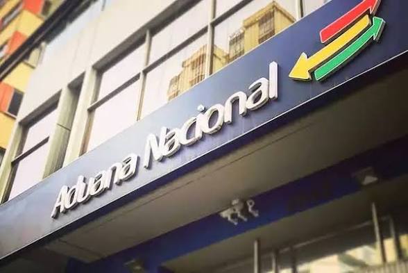 Aduana entra en transición y el Gobierno buscará nuevas autoridades con apoyo de la Asamblea