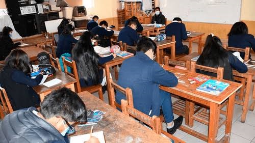 Clases podrían extenderse hasta la segunda semana de diciembre por los bloqueos