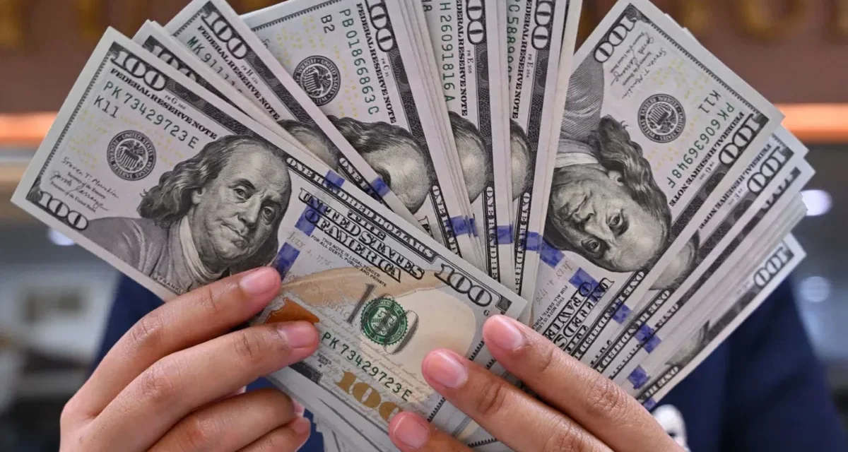 Gobierno prevé recibir hasta $us 1.200 millones en desembolsos externos en cinco semanas