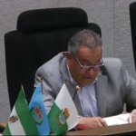 Ministro de Educación evita censura tras interpelación de más de siete horas